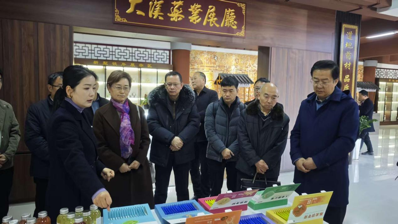 我院调研组赴许昌市调研基地建设情况