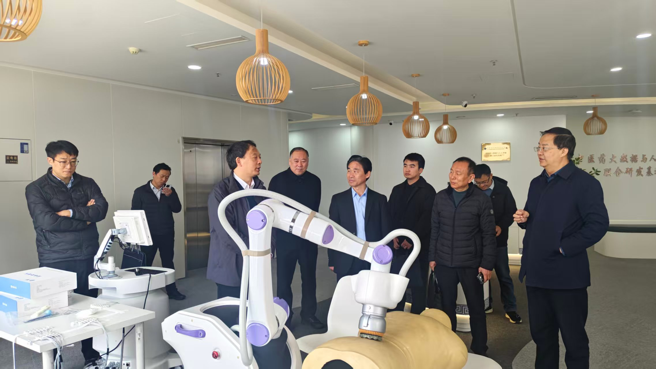 许昌市卫健委一行莅临我院调研交流